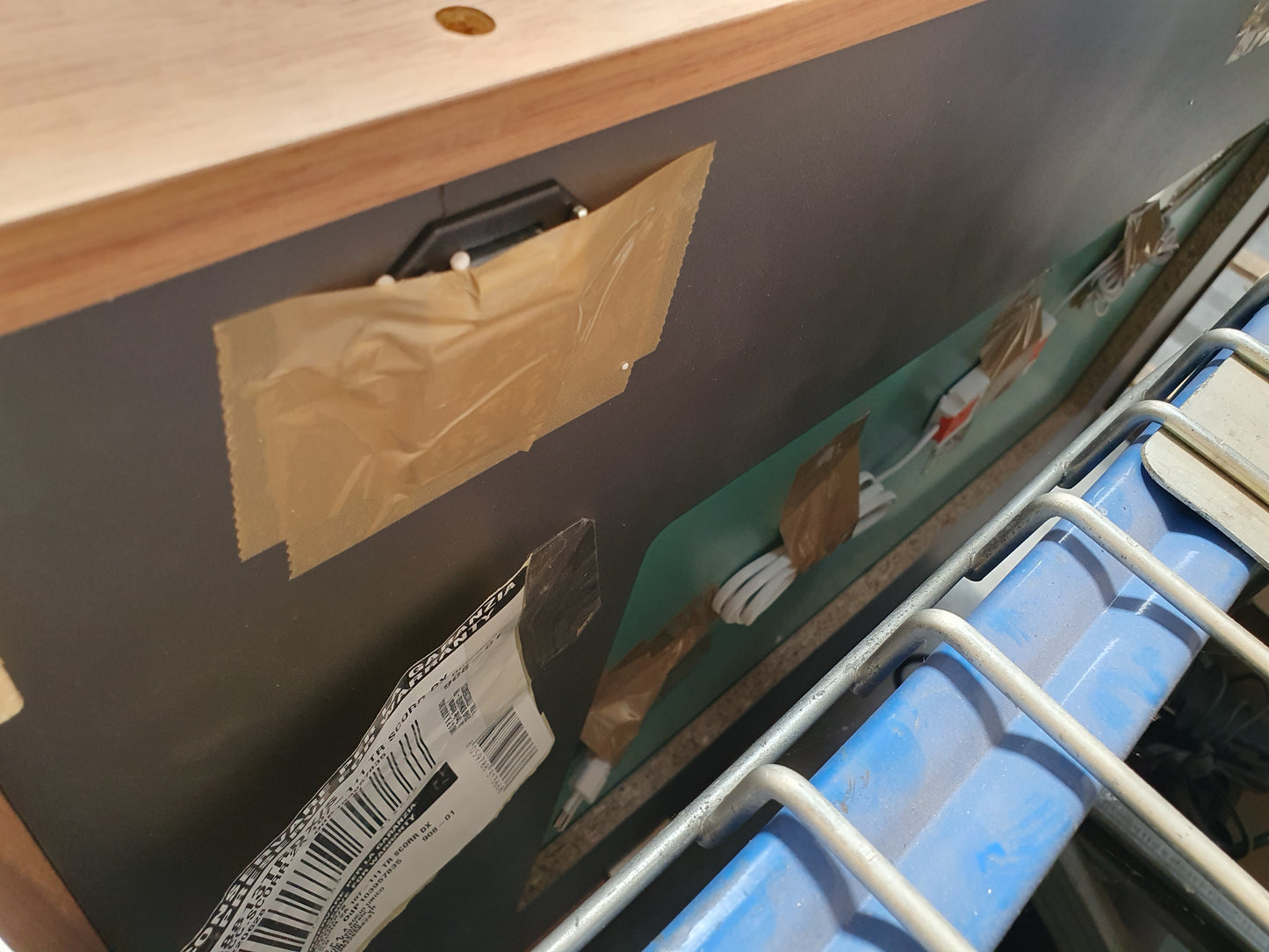 Mobile bagno sospeso rovere scuro **piccola sbeccatura con specchio