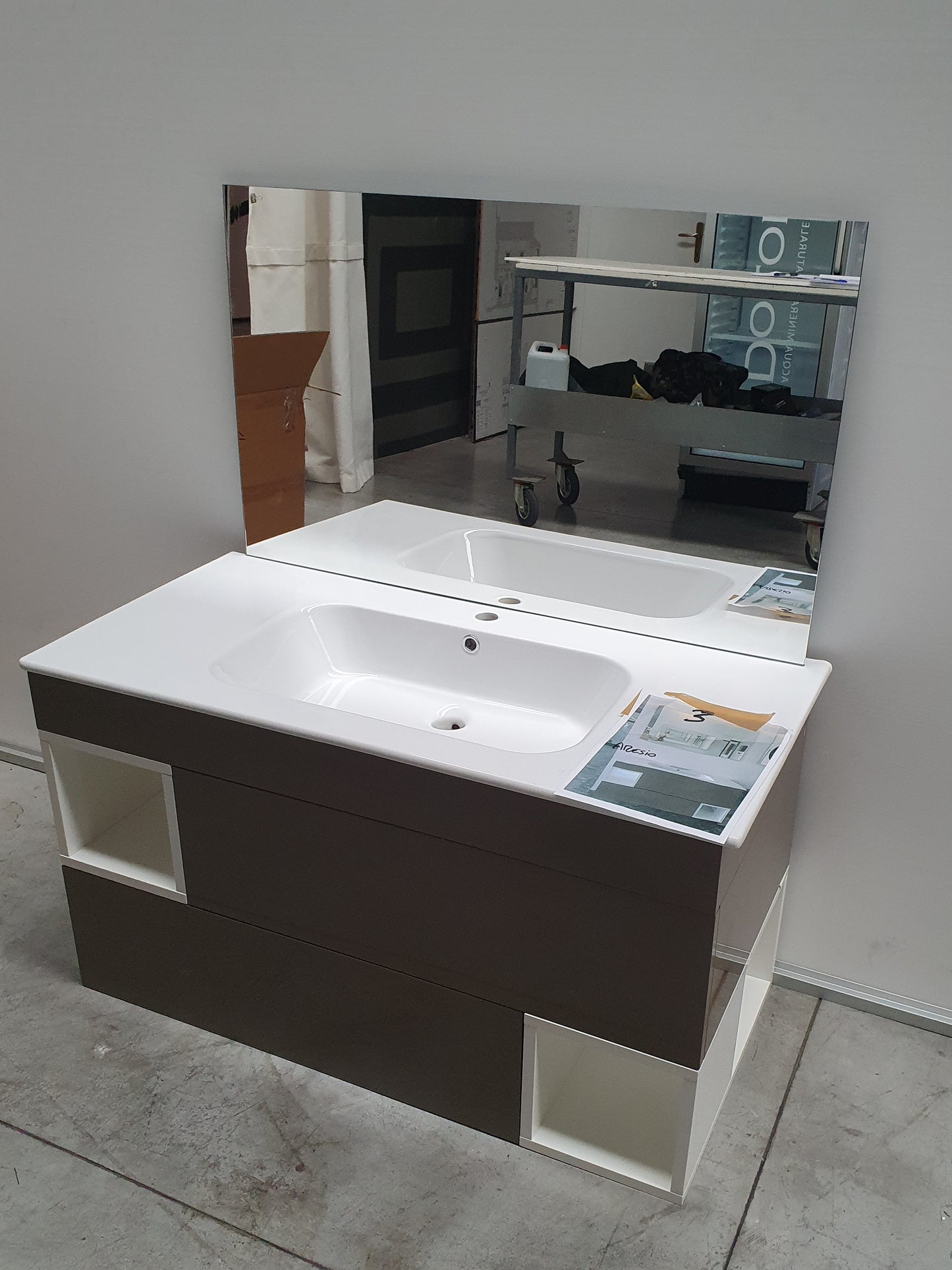 Bagno moderno sospeso L 105 cm