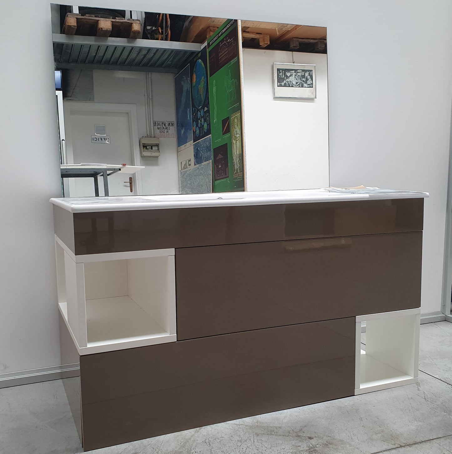 Bagno moderno sospeso L 105 cm