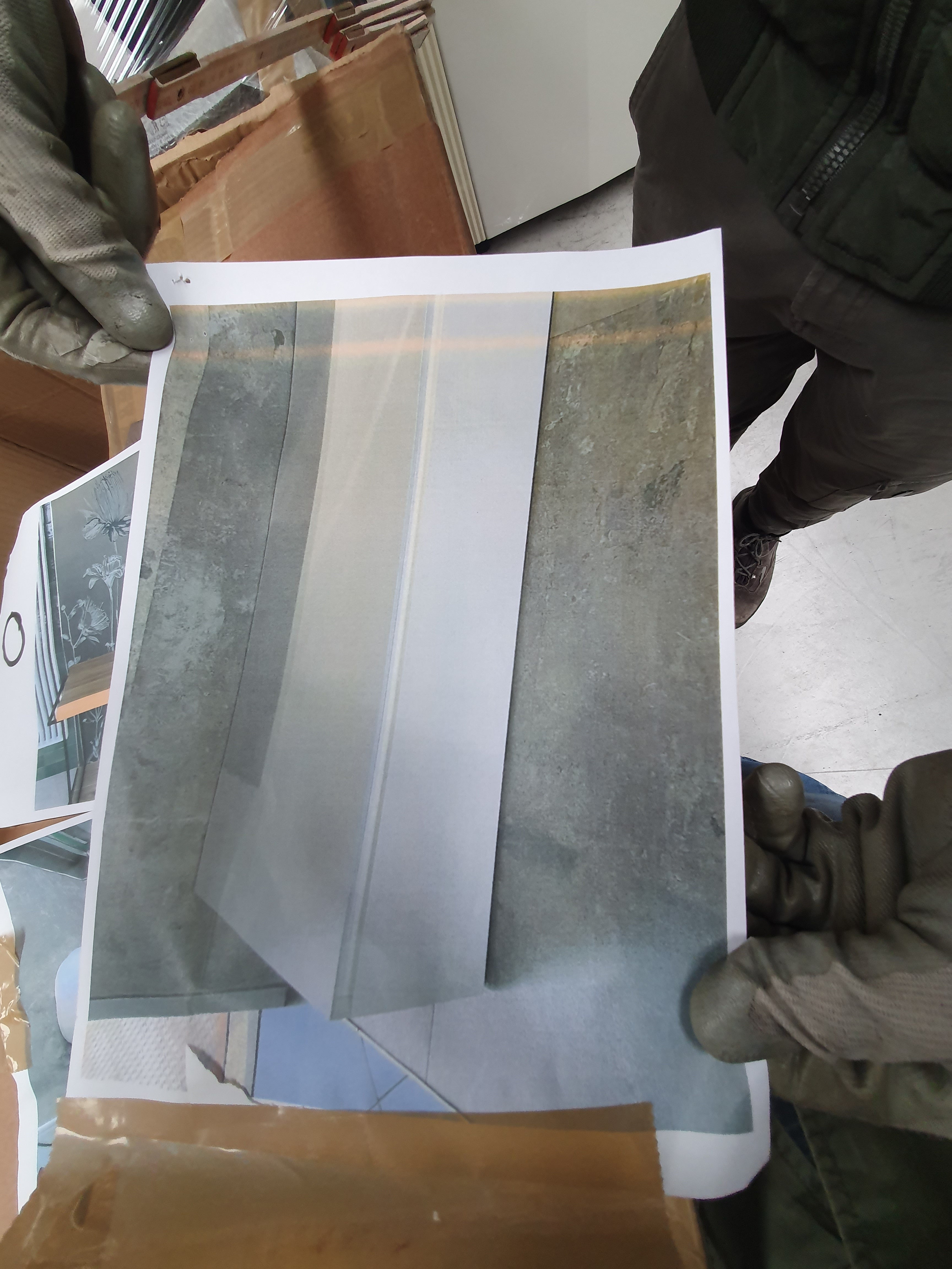 Base cassettone sospesa a muro