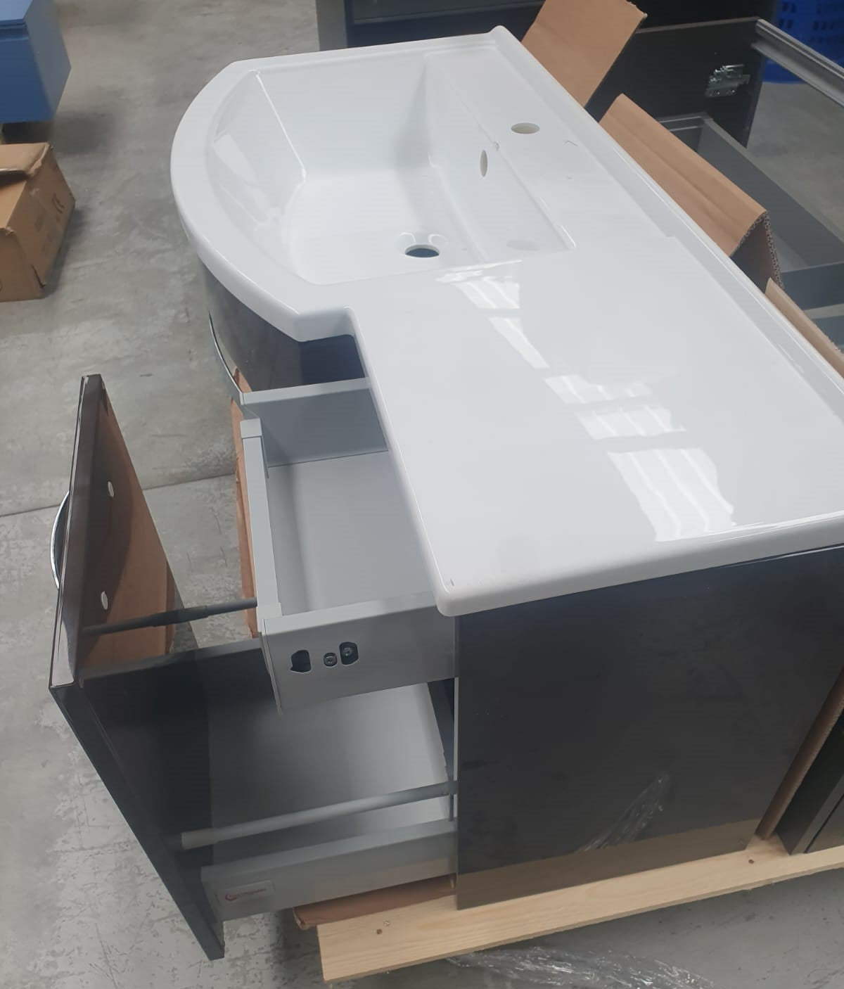 Mobile bagno semicurvo amaranto