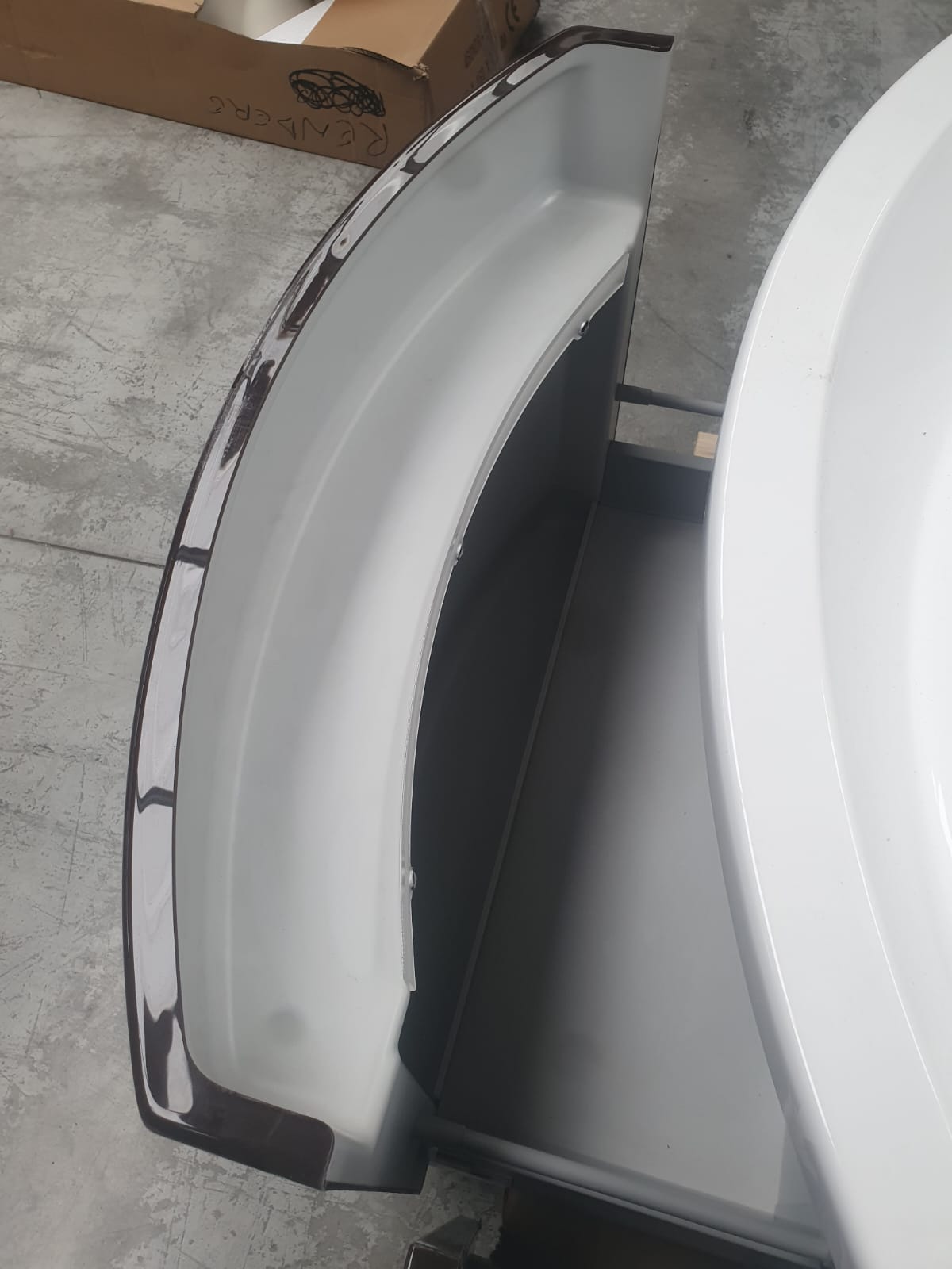 Mobile bagno semicurvo amaranto