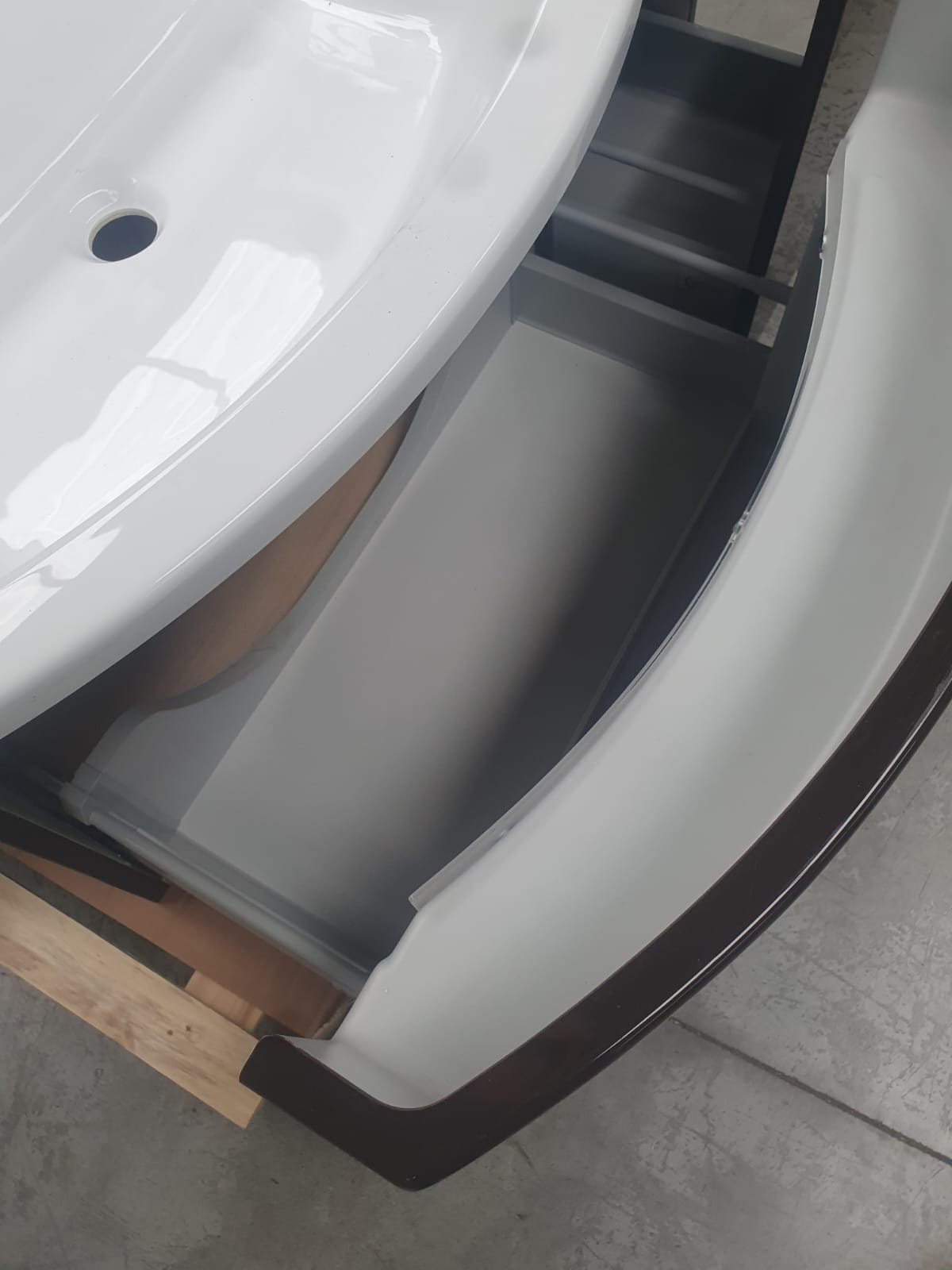 Mobile bagno semicurvo amaranto