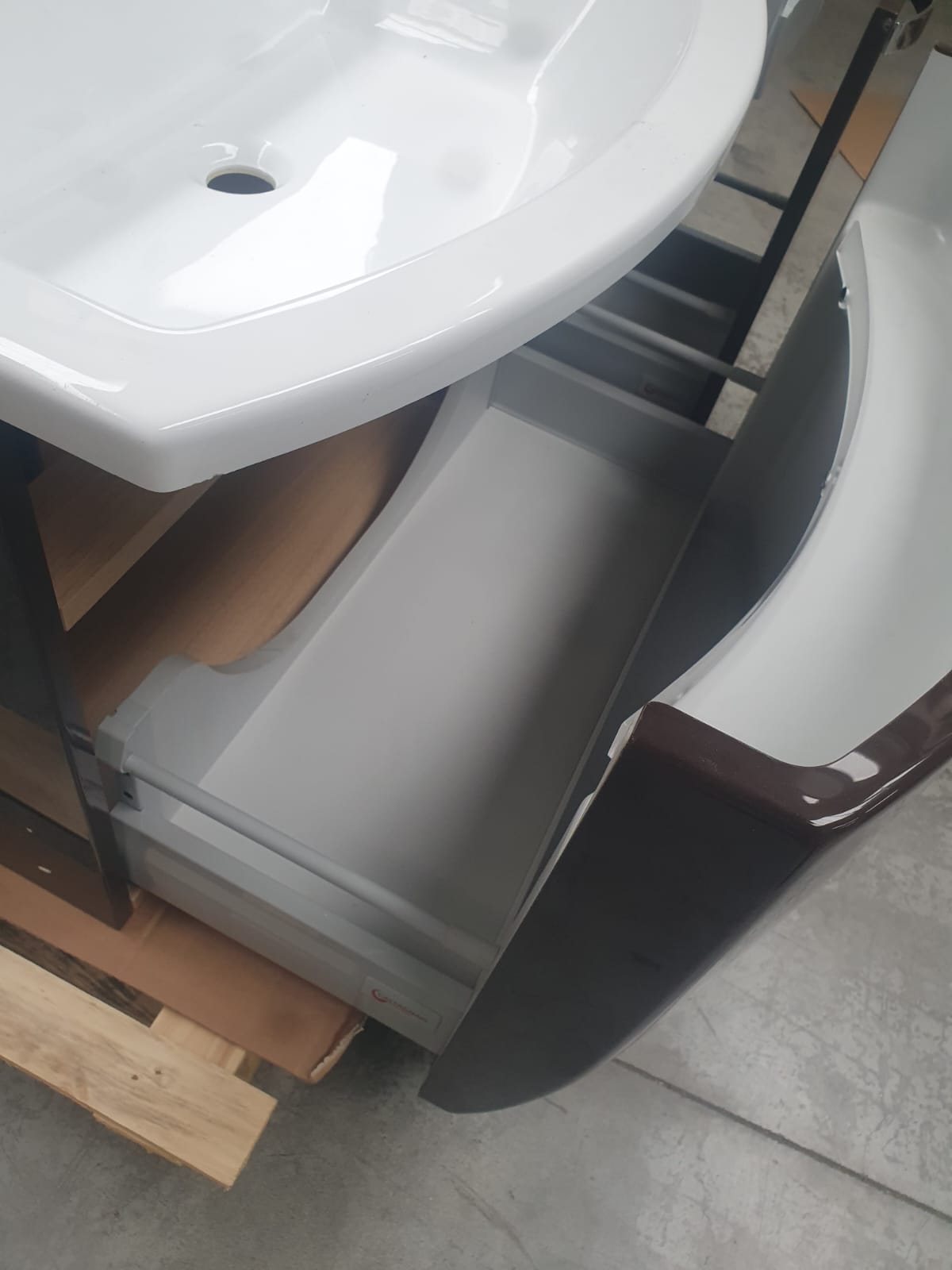 Mobile bagno semicurvo amaranto