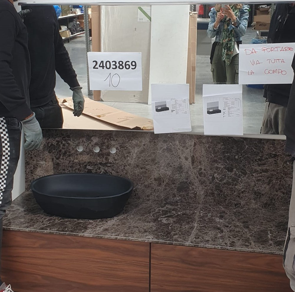 Elegante mobile da bagno con top e schienale in gres L 170 cm