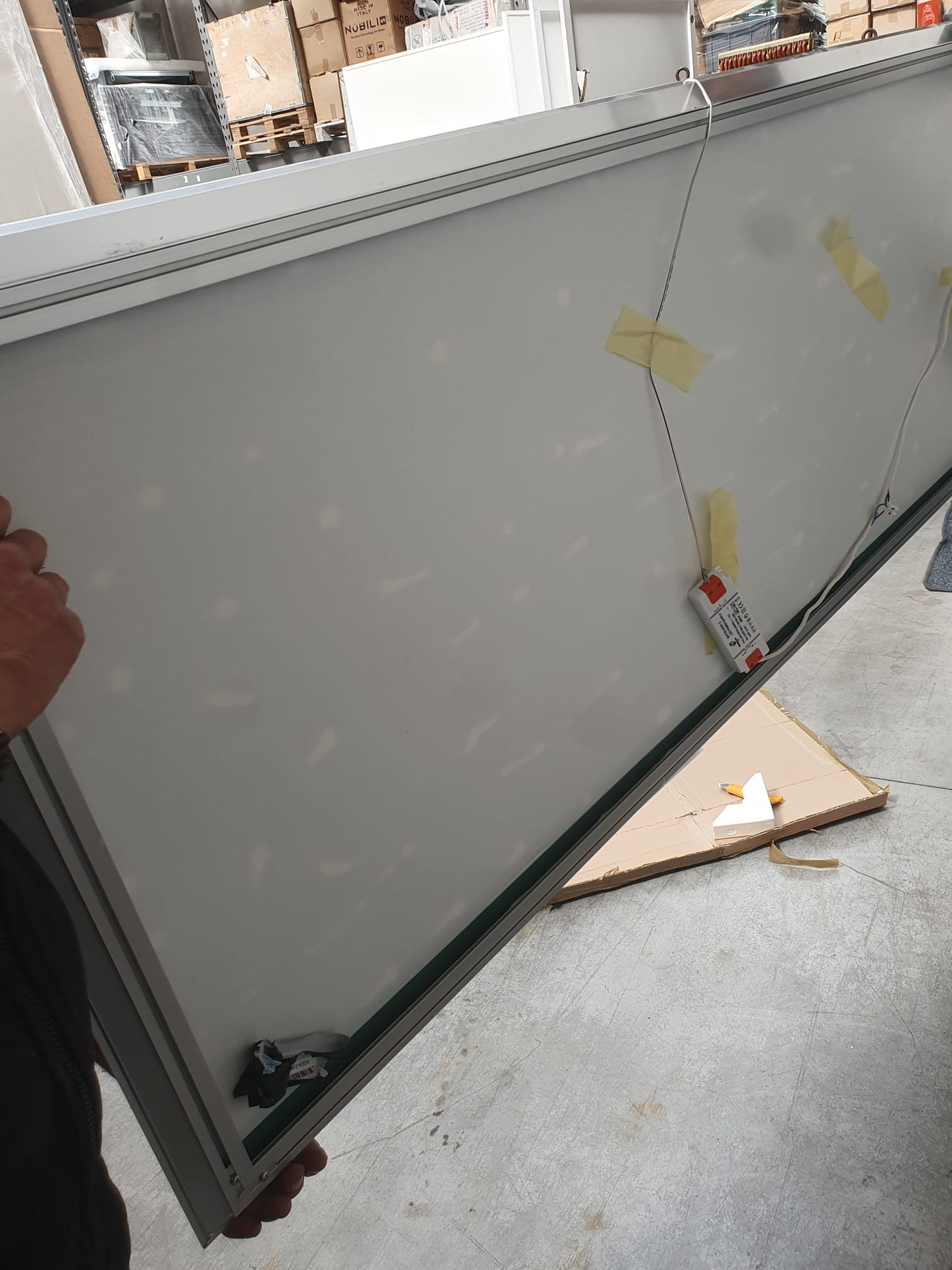 Elegante mobile da bagno con top e schienale in gres L 170 cm