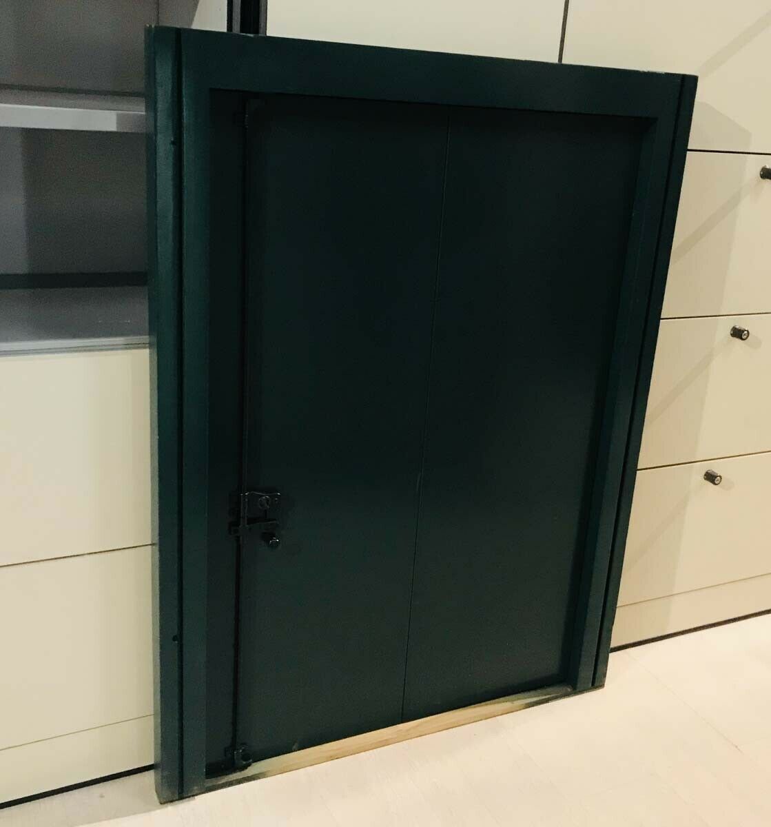 Balcone finestra legno verde un'anta