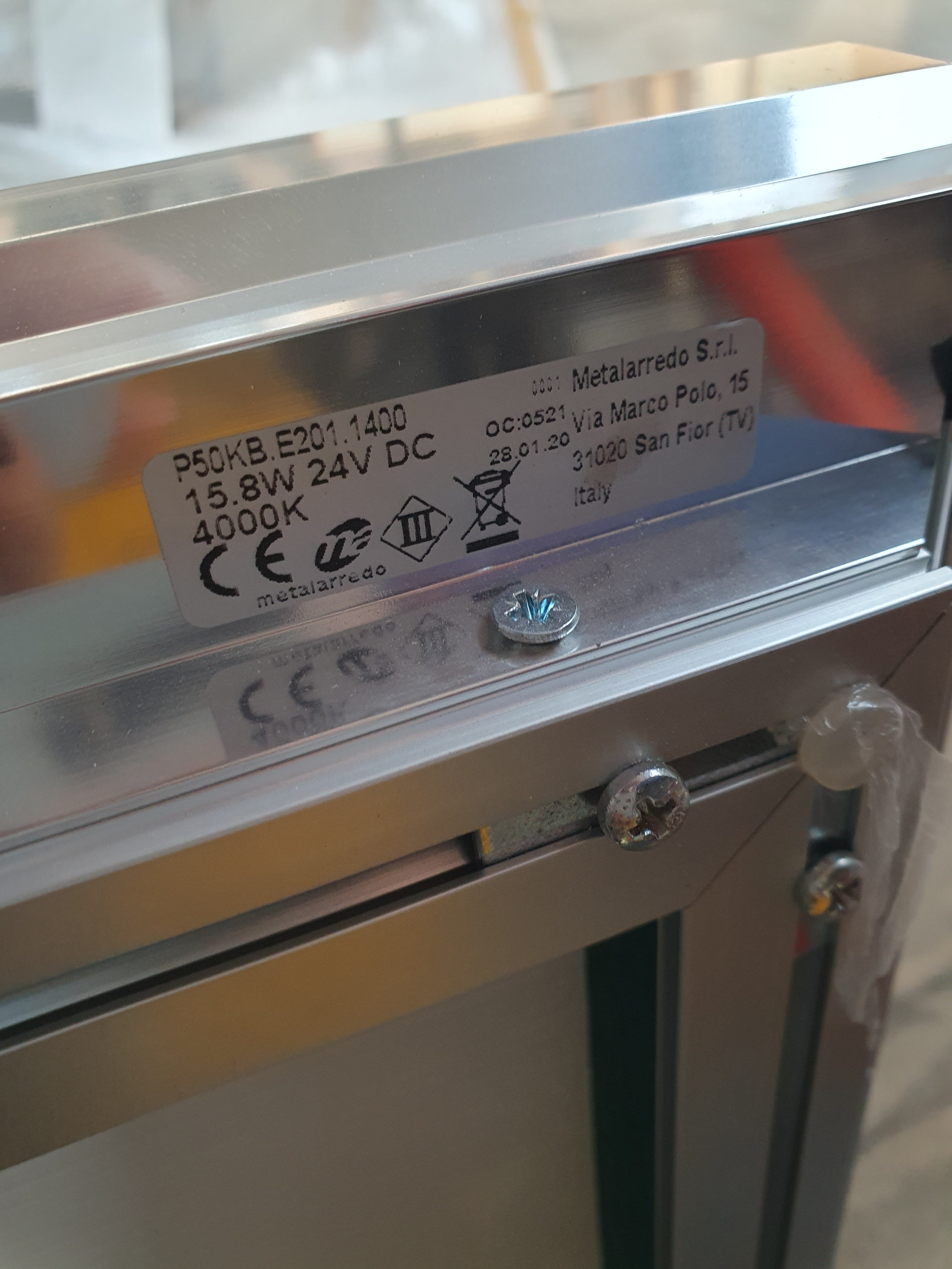 Specchio bagno moderno con illuminazione rif. 103