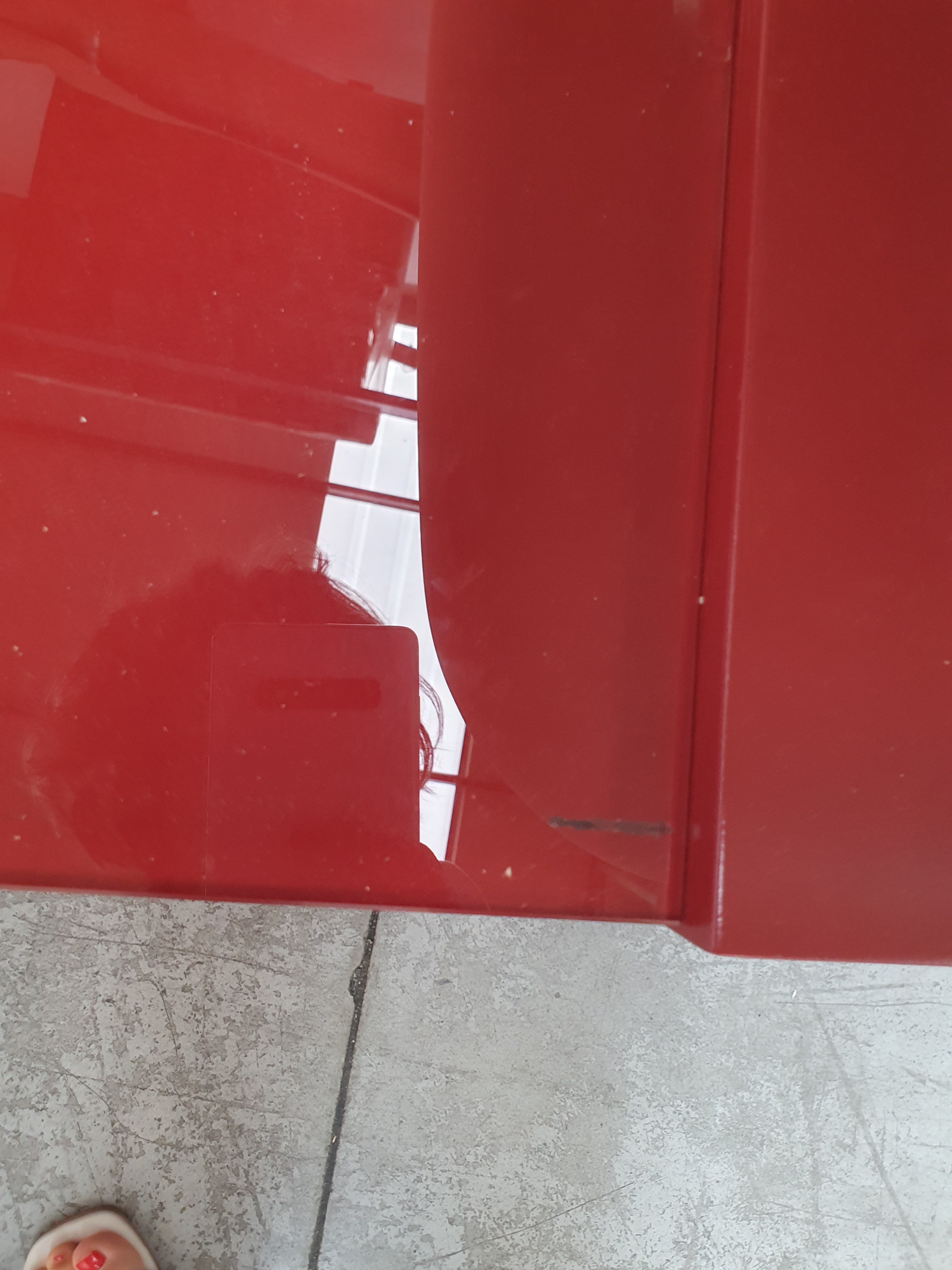 Mobile da bagno sospeso rosso