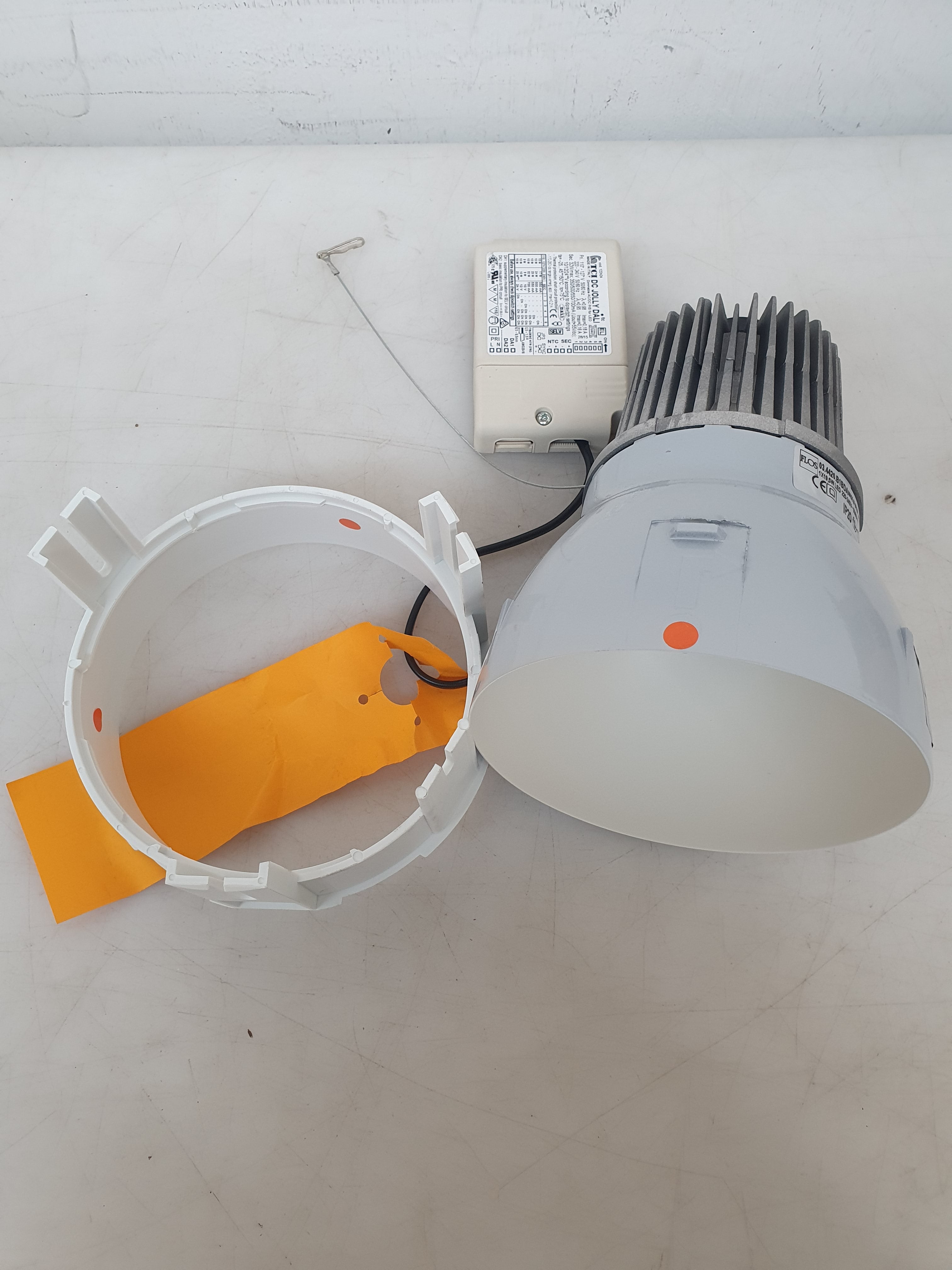 Lampada Flos  03.4420.B1BDA Kap 145 con cornice Flos 08.8156.00