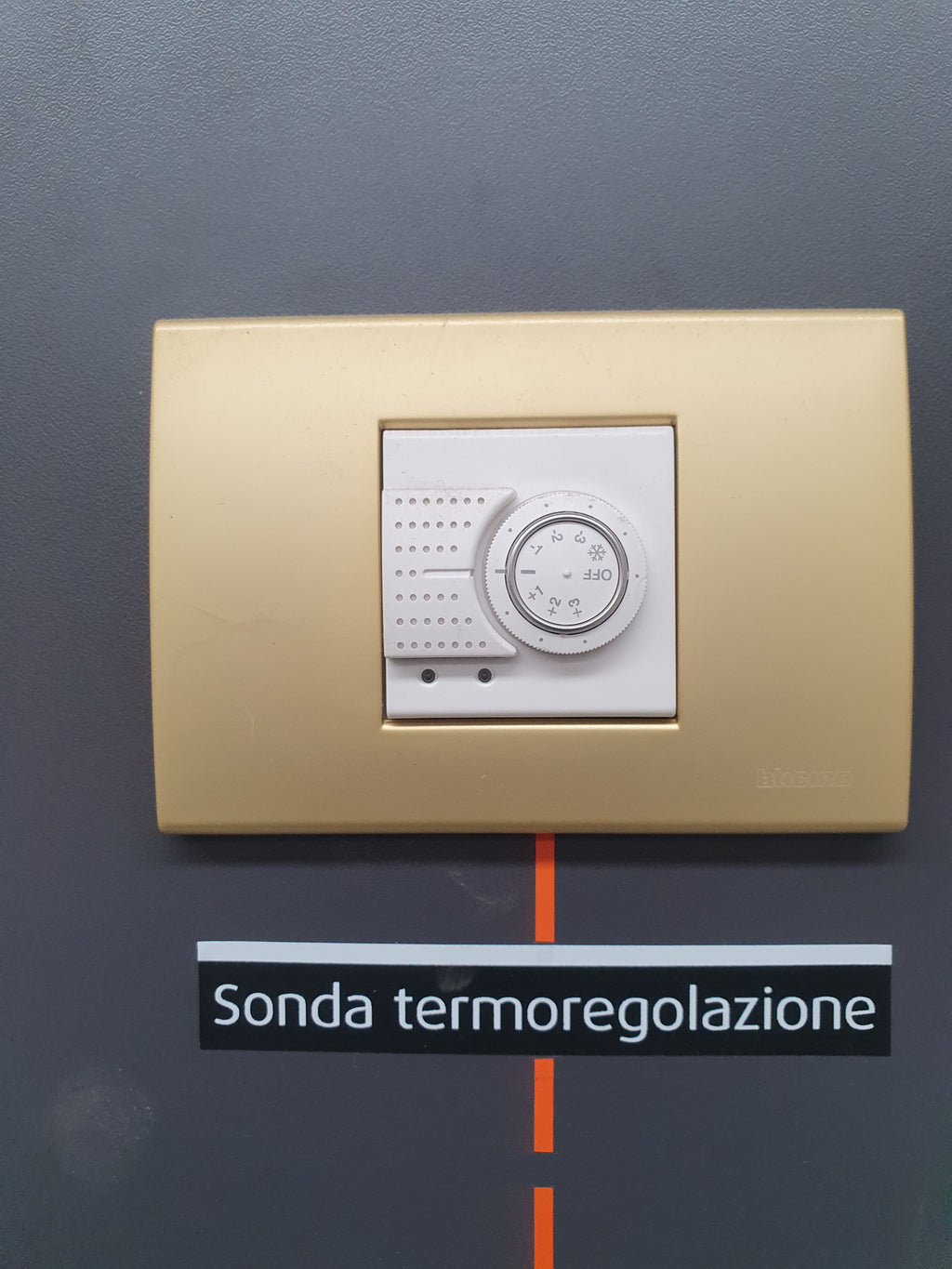 BTicino sonda termoregolazione Axolute MyHome bianca