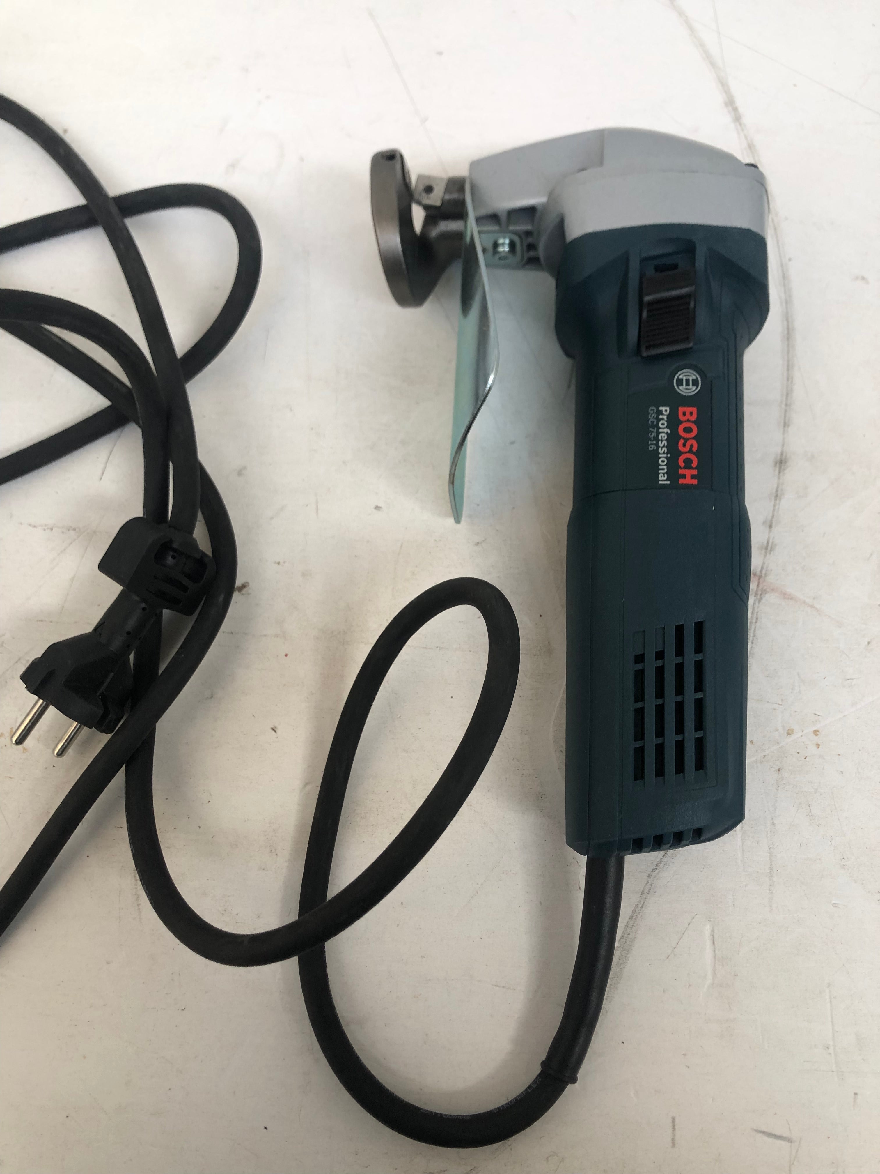 Cesoia Bosch Professional GSC 75-16 usata