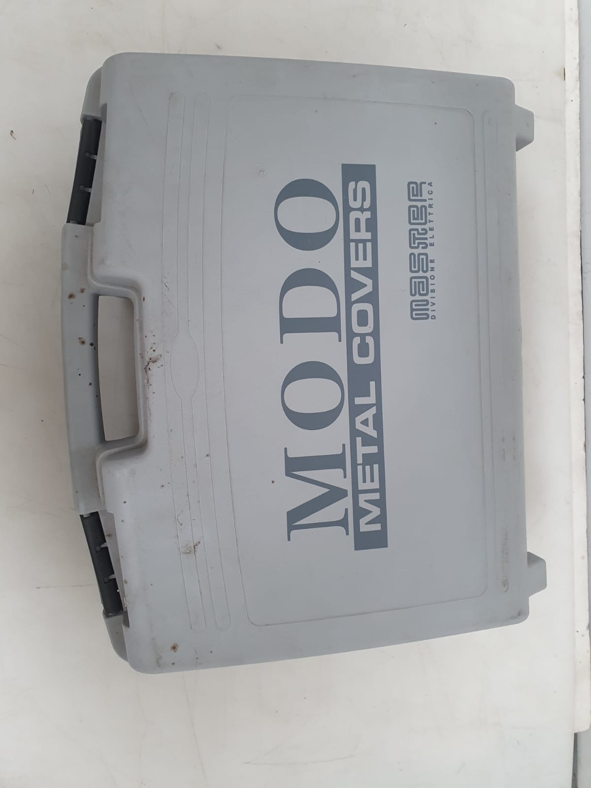 Master Modo Metal Covers 6 placche metalliche + prese