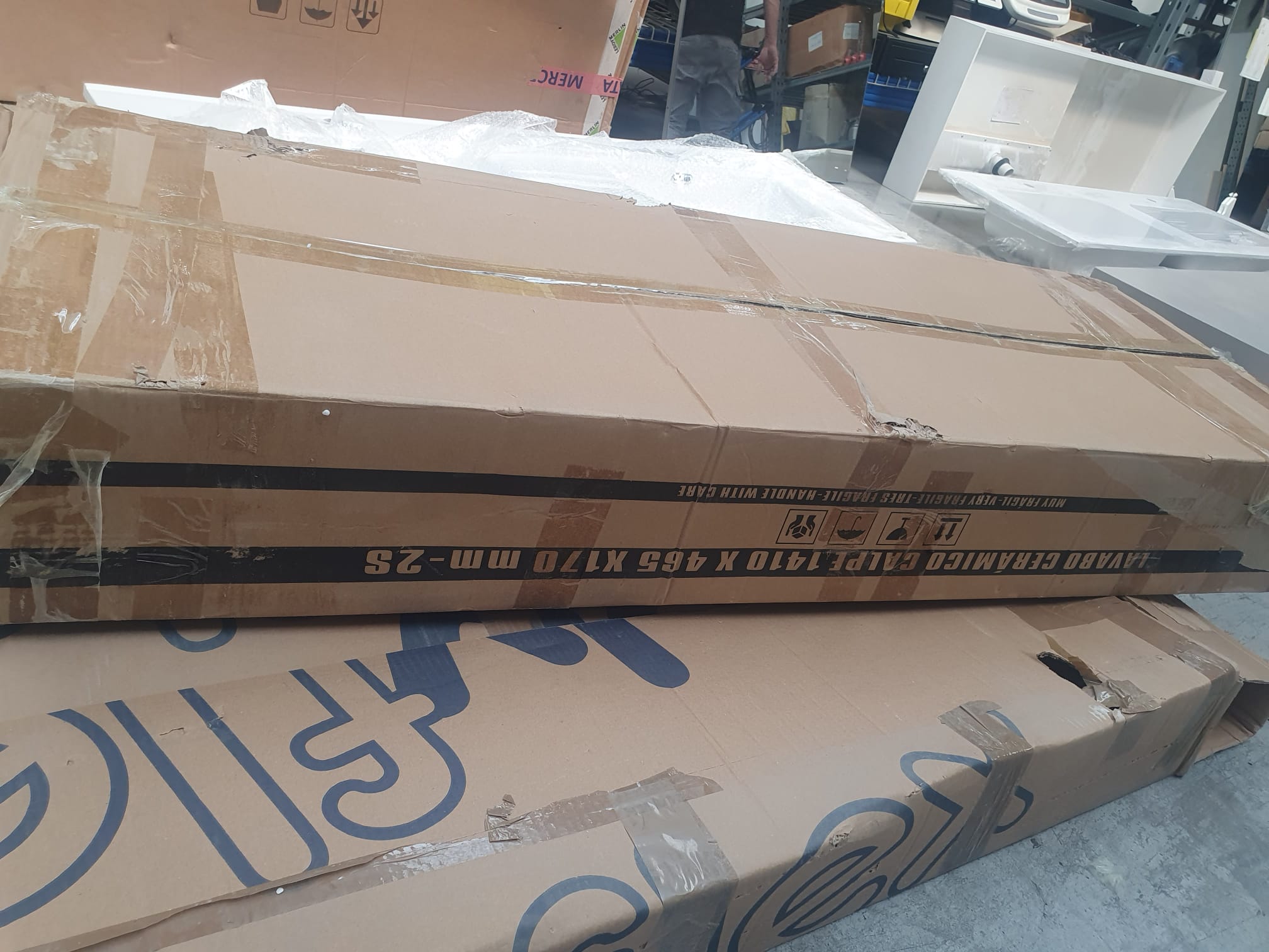 Lavabo in ceramica a due vasche