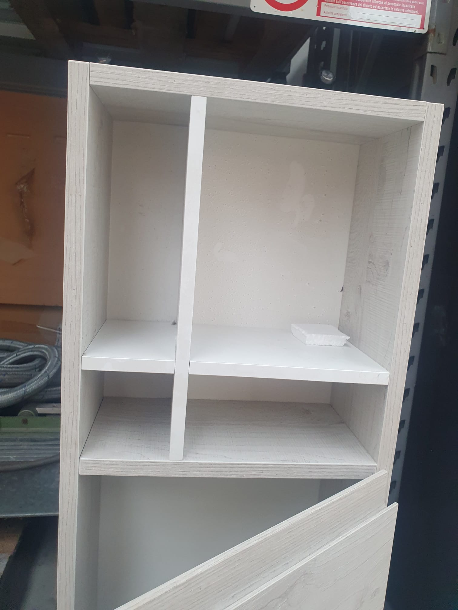 Pensile bagno h 113 cm con cubotti a giorno