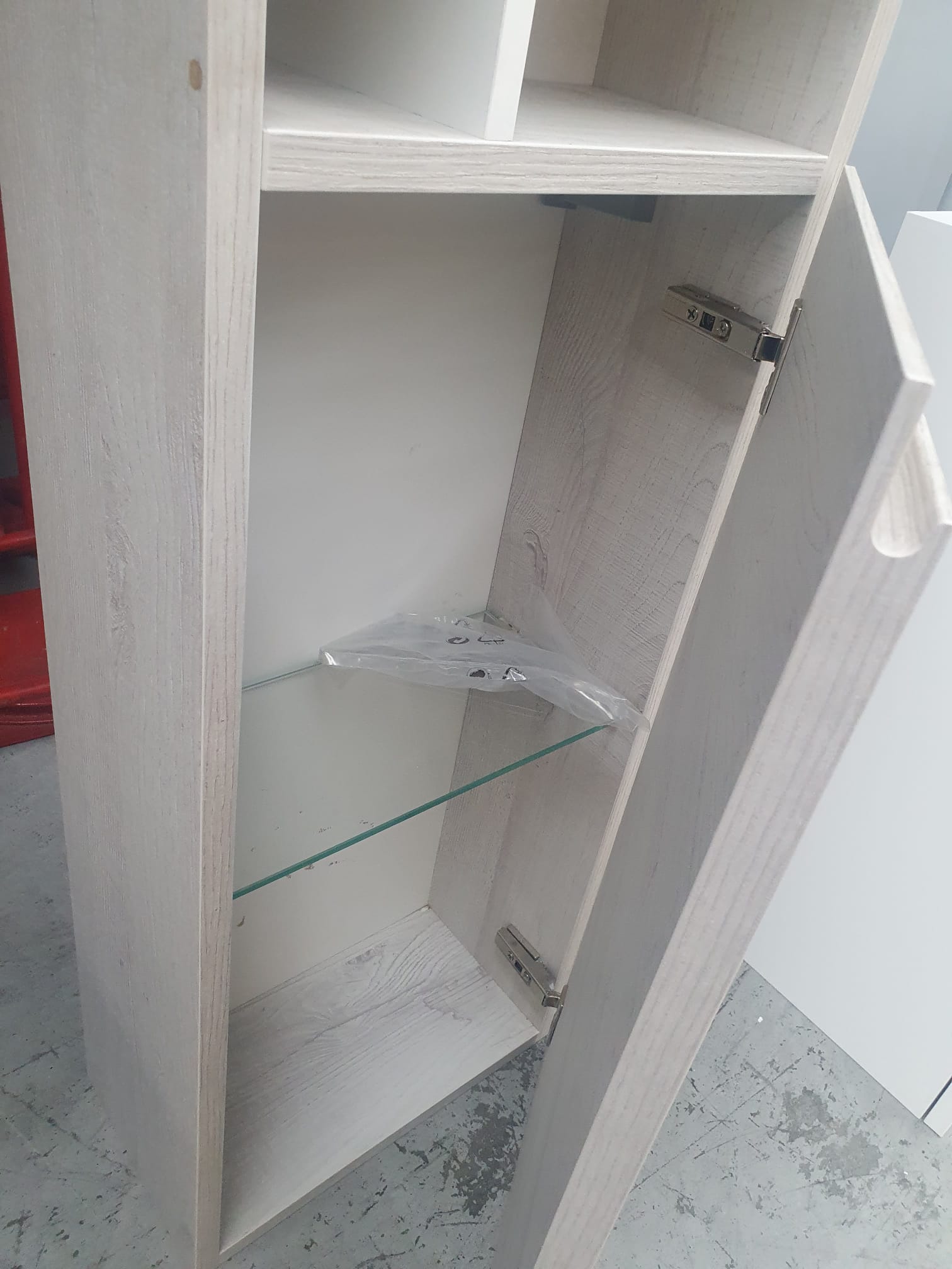 Pensile bagno h 113 cm con cubotti a giorno