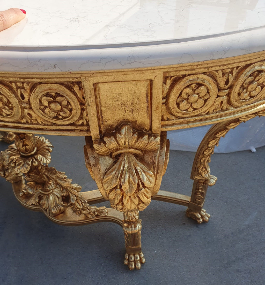 Consolle FOGLIA ORO Luigi XVI per salone piano in travertino