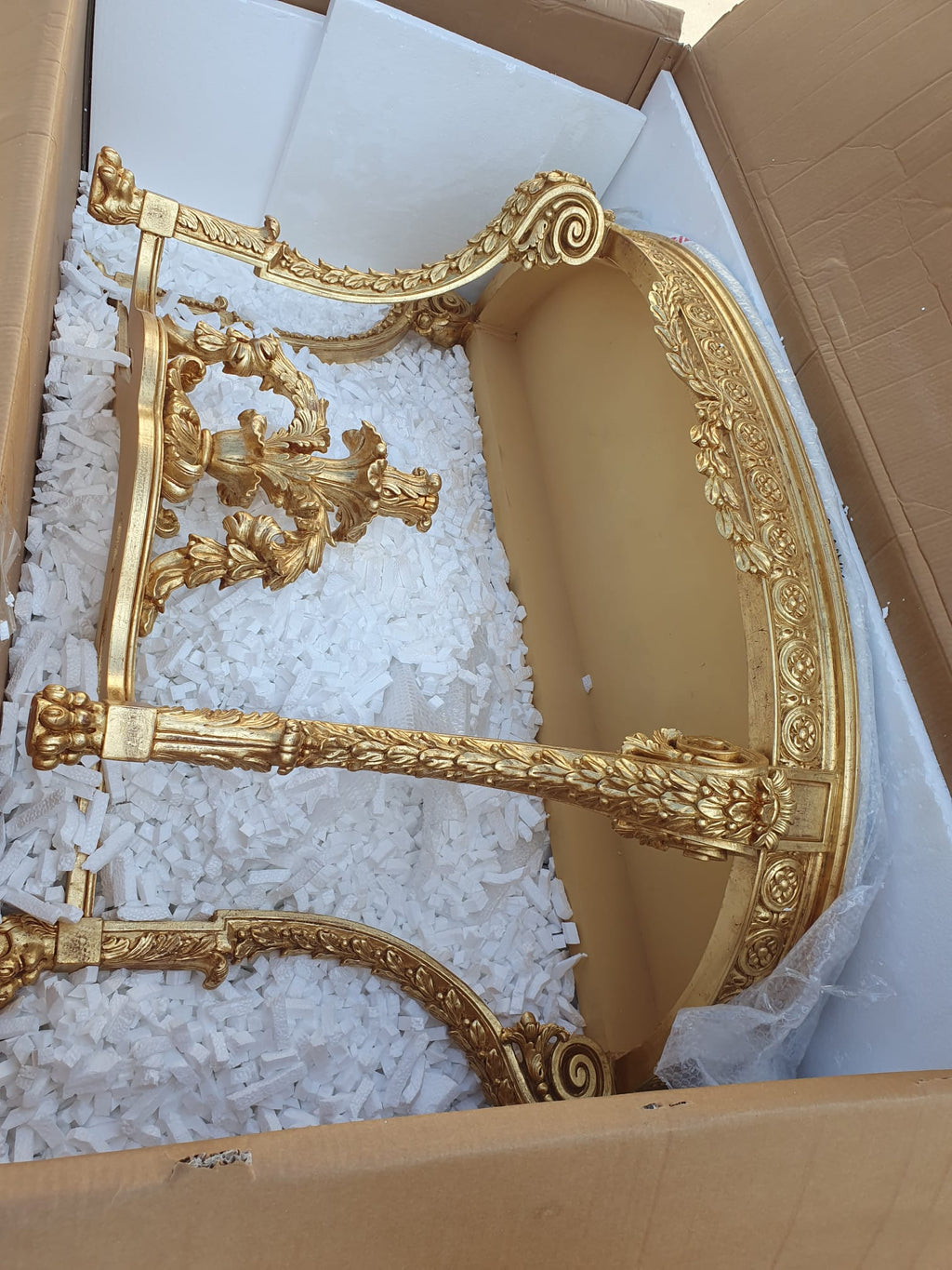 Consolle FOGLIA ORO Luigi XVI per salone piano in travertino