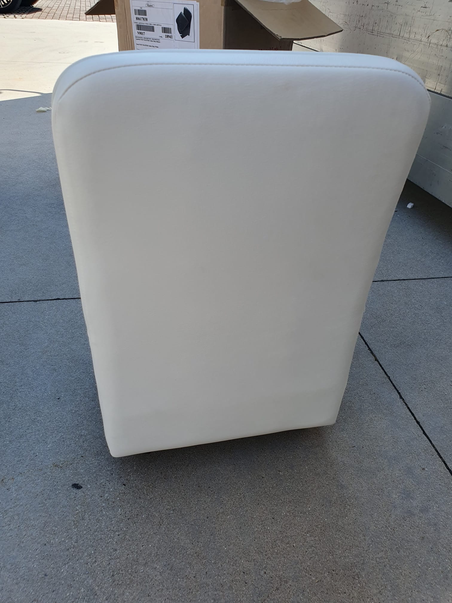 Sgabello Foot Master Maletti per estetiste