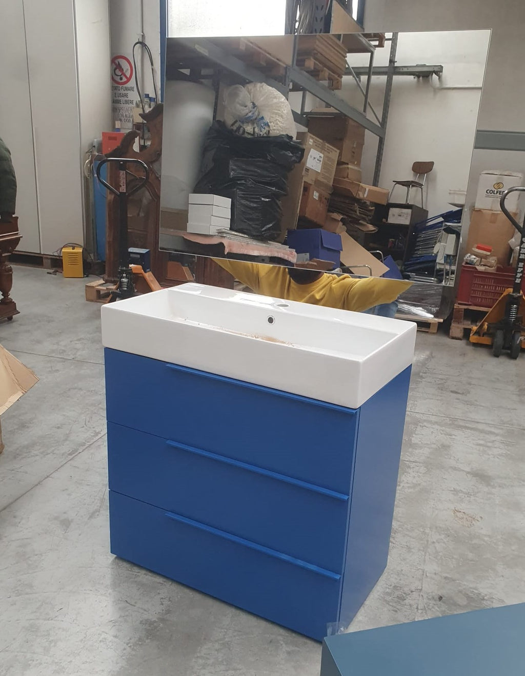 Mobile da bagno 3 cassetti blu con specchio