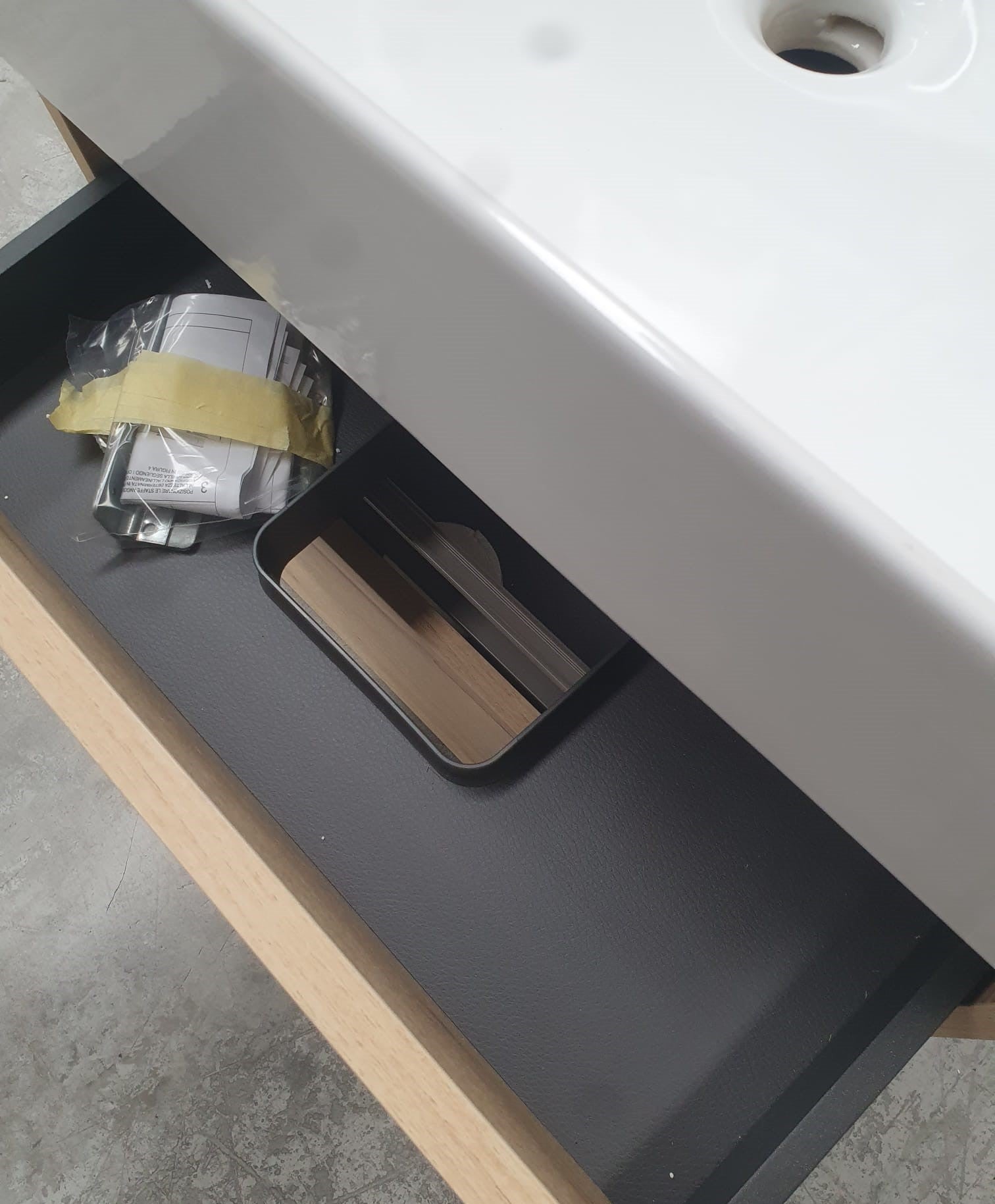 Piccolo mobile bagno rovere chiaro + specchio