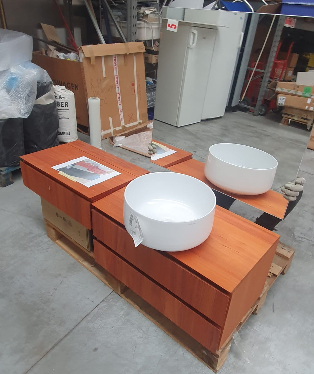 Mobile bagno sospeso ciliegio