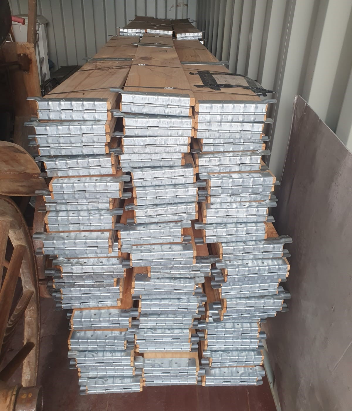 Parietali pallet collari 120x80 H 20 cm