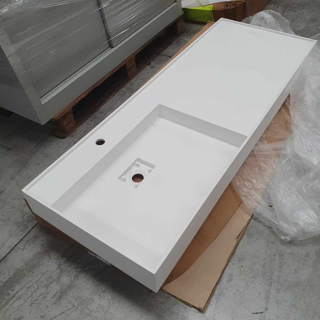 Piano moderno bianco lavabo bagno