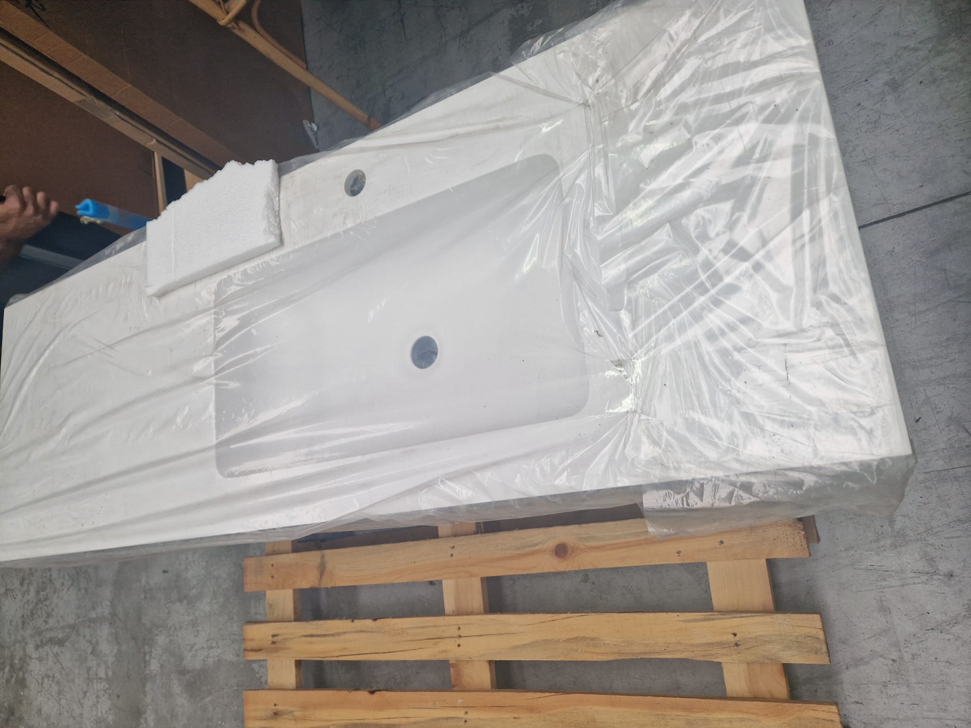 Mobile bagno 4 cassetti e laterale a giorno