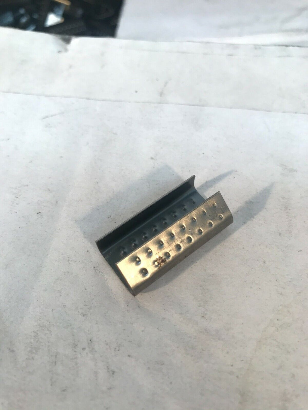 Sigilli per reggetta 28 mm a stock