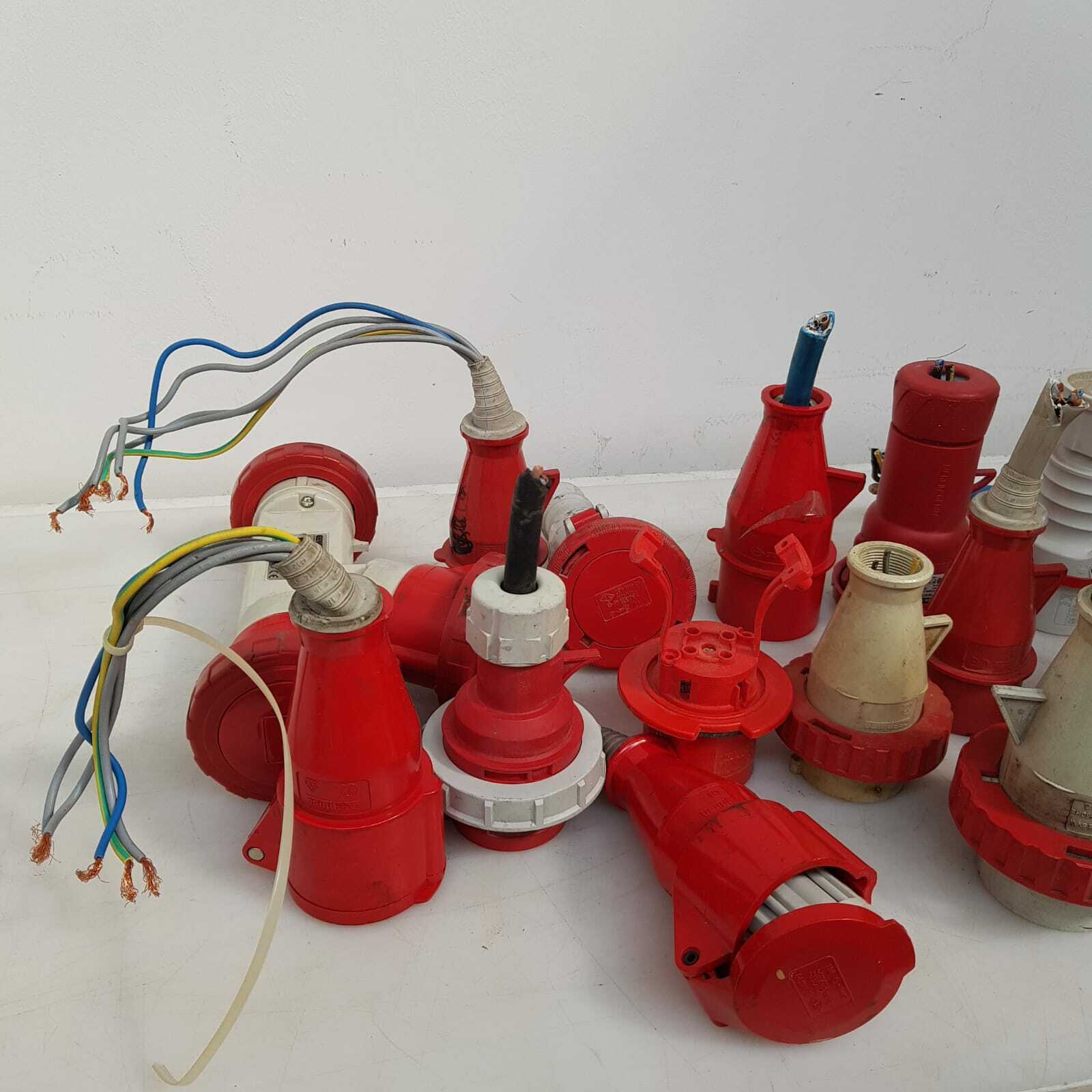 18 Connettori di alimentazione industriali rosso