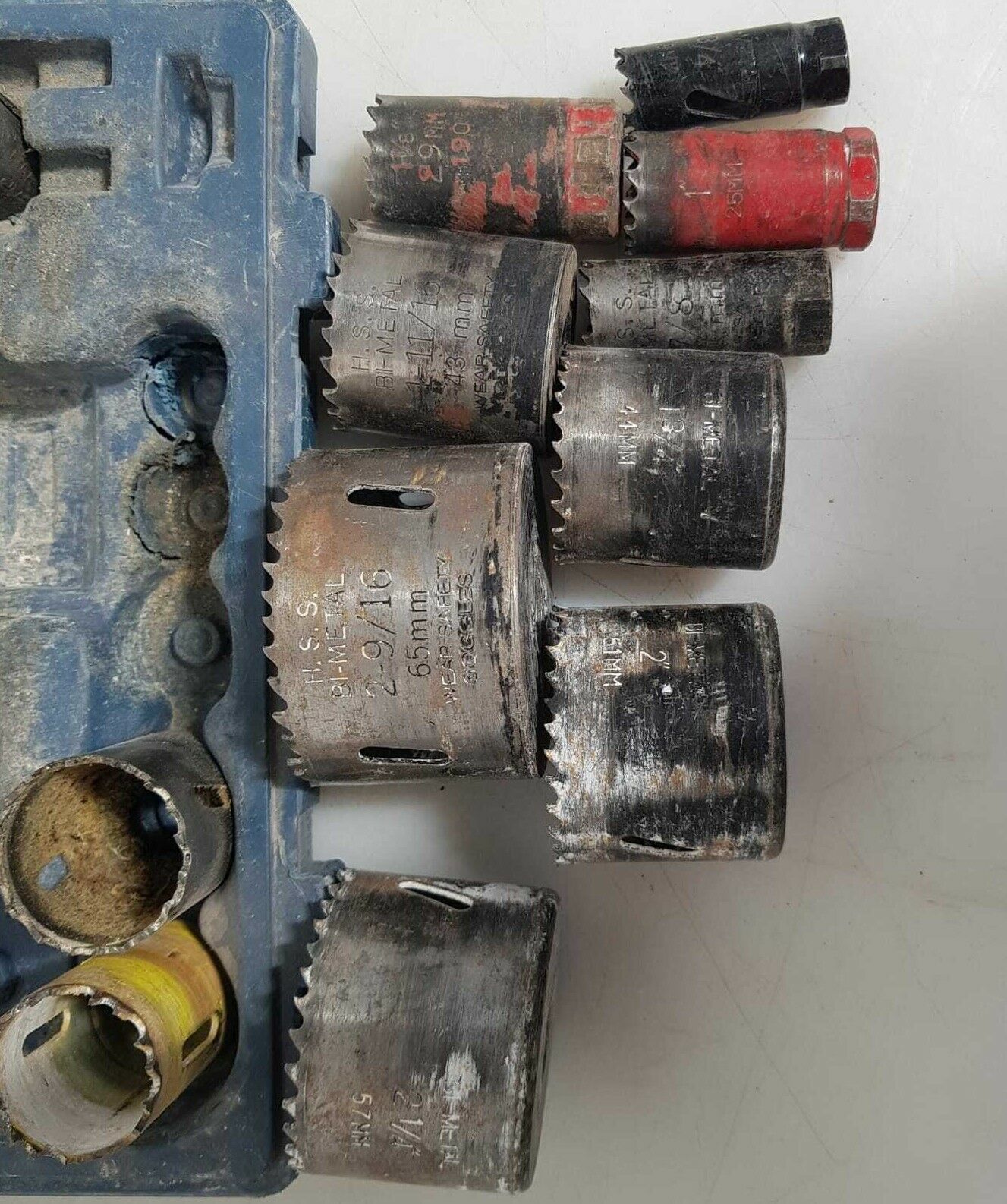 Valigetta Hilti 5 frese a tazza Bi-Metal HSS + 2 power change