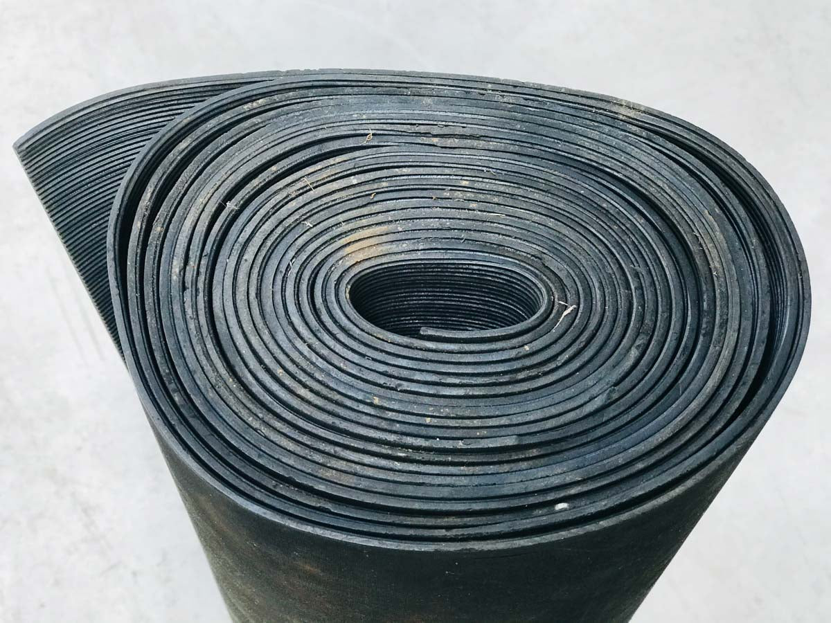 Tappeto gomma millerighe antiscivolo L 100 sp. 2 mm