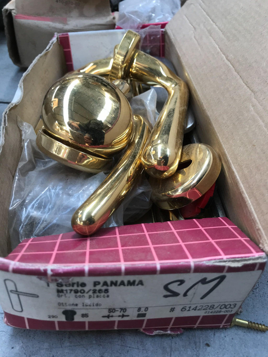 Stock maniglie ed accessori nuovi ed usati Griffer Reguitti Olivari Ghidini