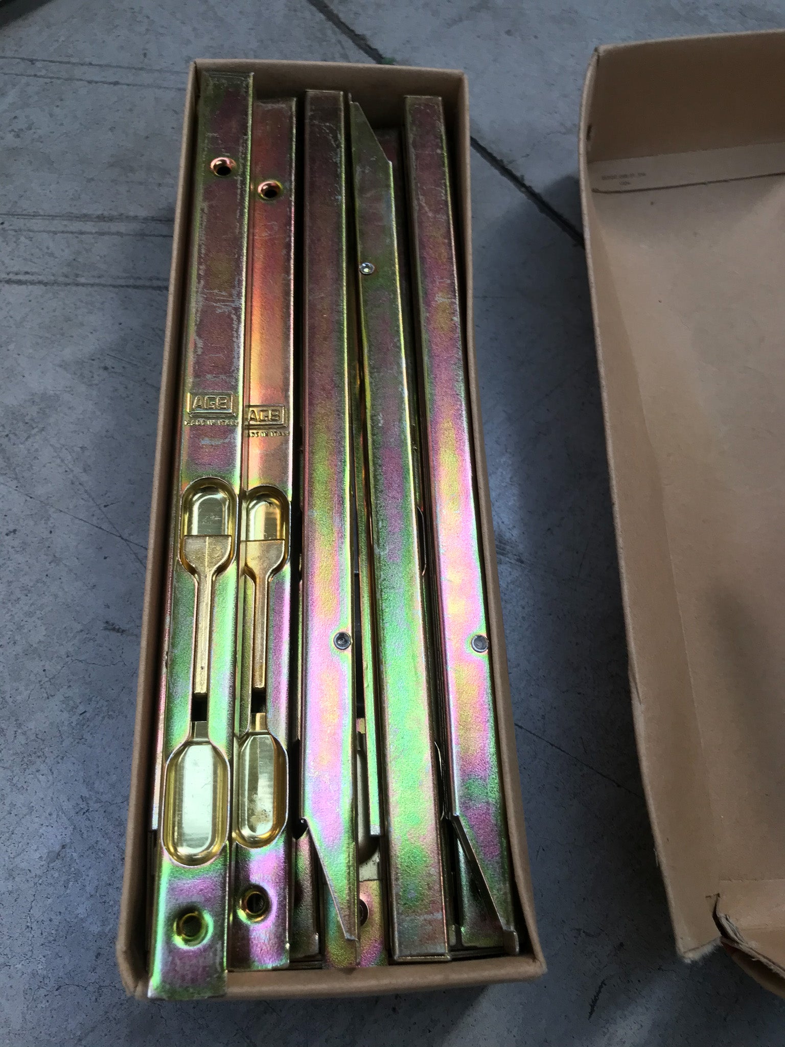 Stock maniglie ed accessori nuovi ed usati Griffer Reguitti Olivari Ghidini