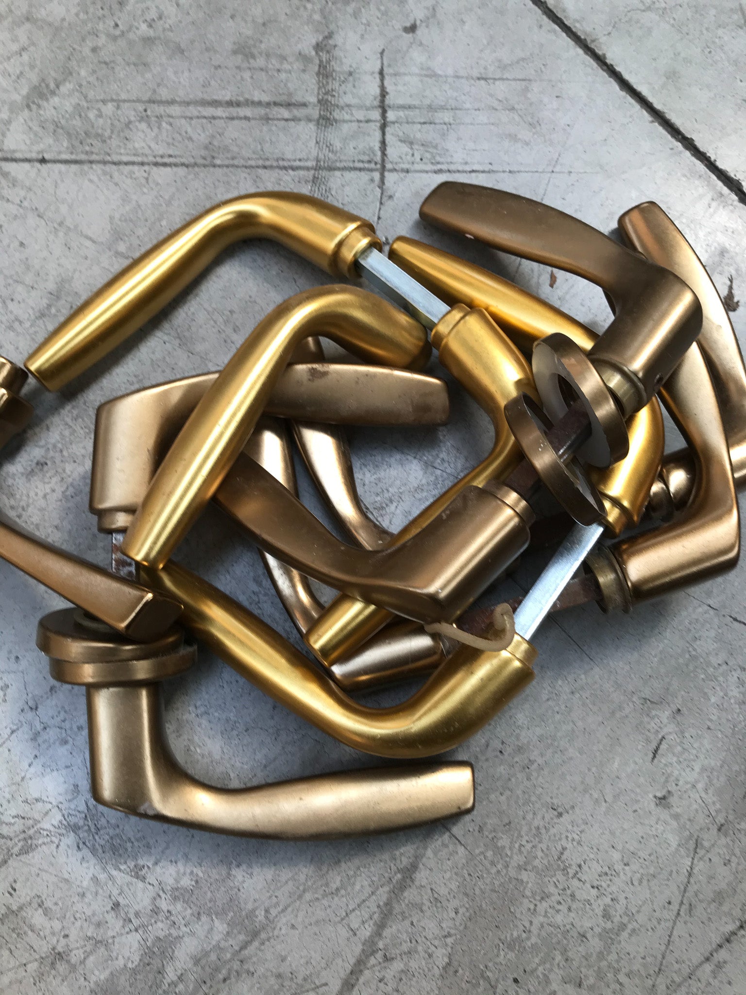 Stock maniglie ed accessori nuovi ed usati Griffer Reguitti Olivari Ghidini