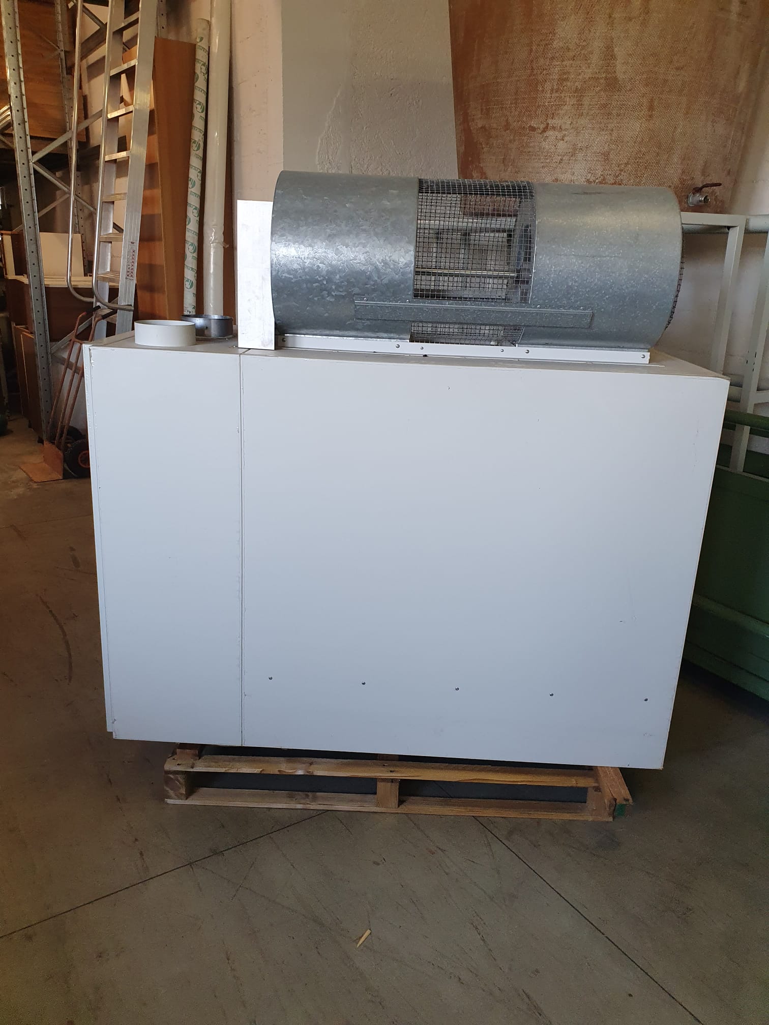 Generatore aria calda per capannoni usato BPS Tecnologie