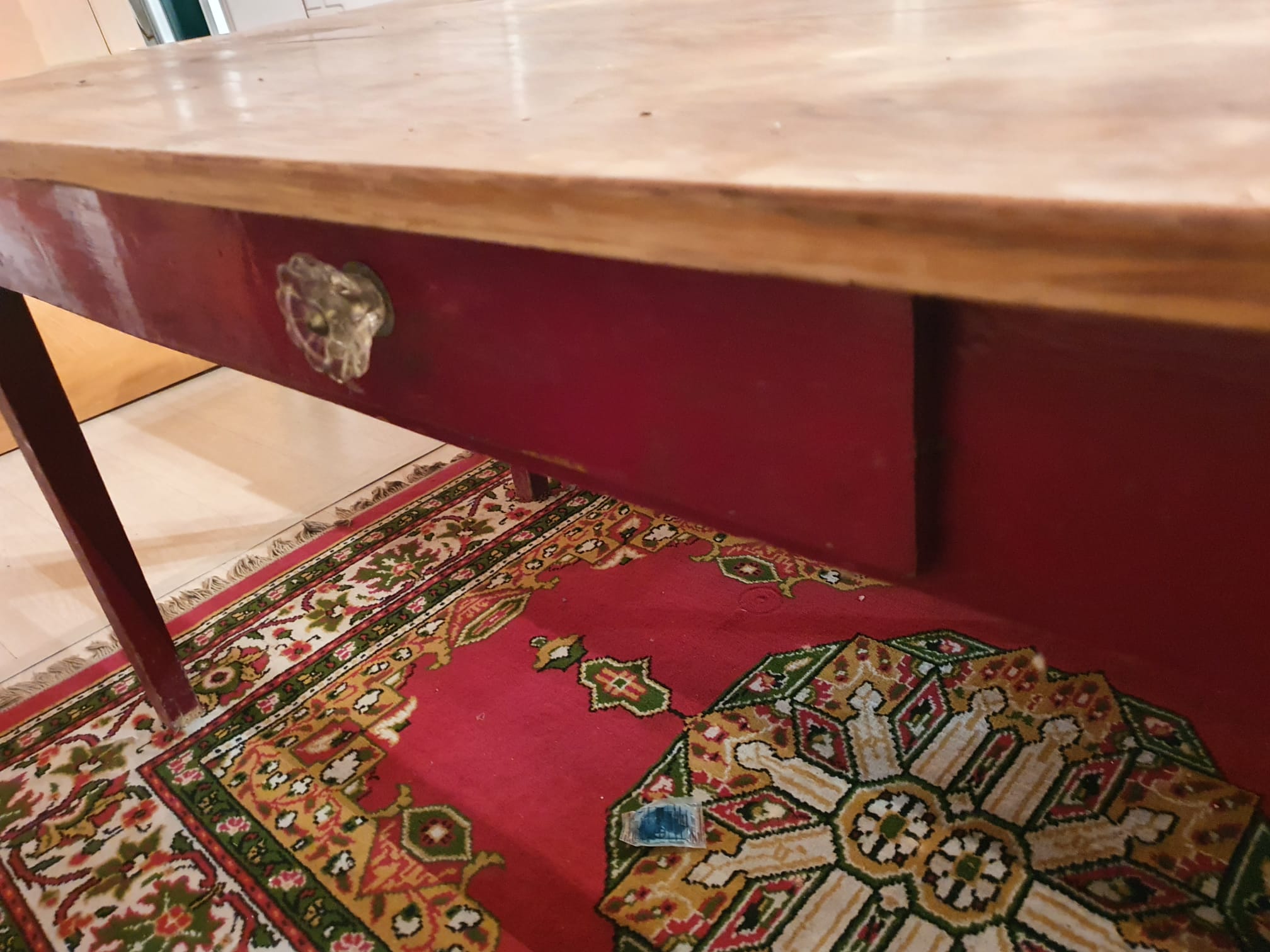 Tavolo vintage noce massello con cassetto