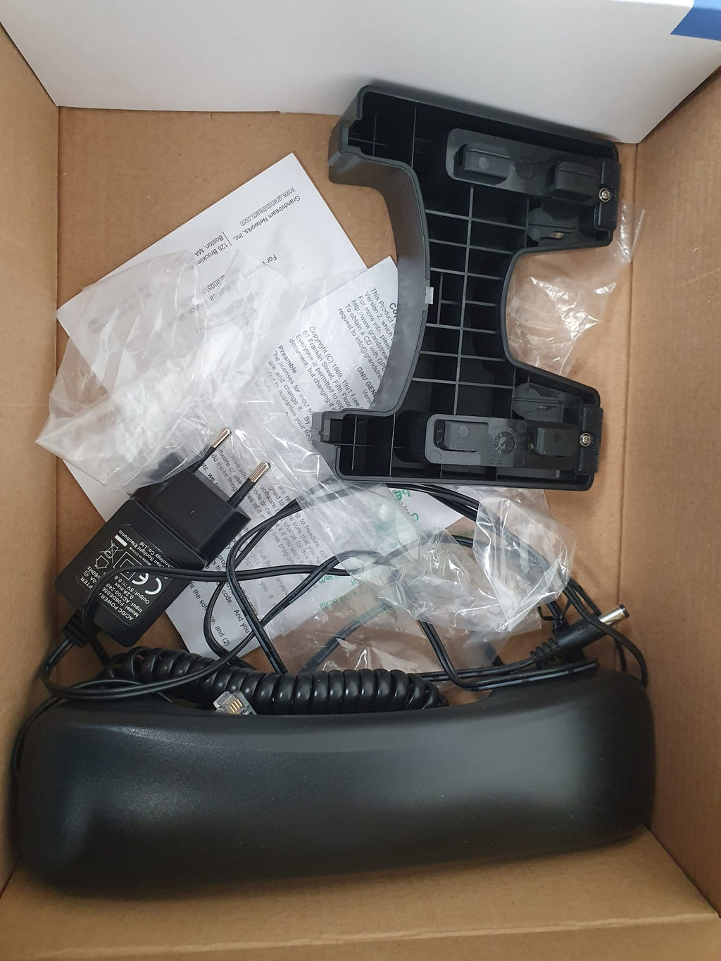 Telefono Grandstream GXP1615