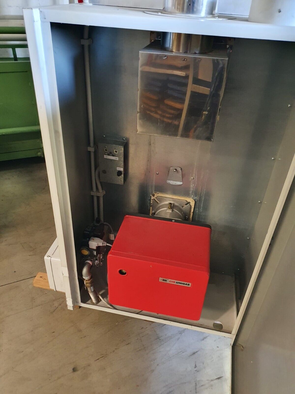 Generatore aria calda per capannoni usato BPS Tecnologie