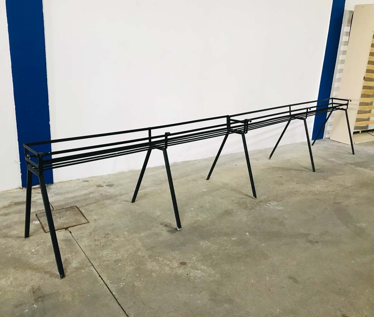 Portafiori porta vasi fioriera in ferro da terra L 450 cm