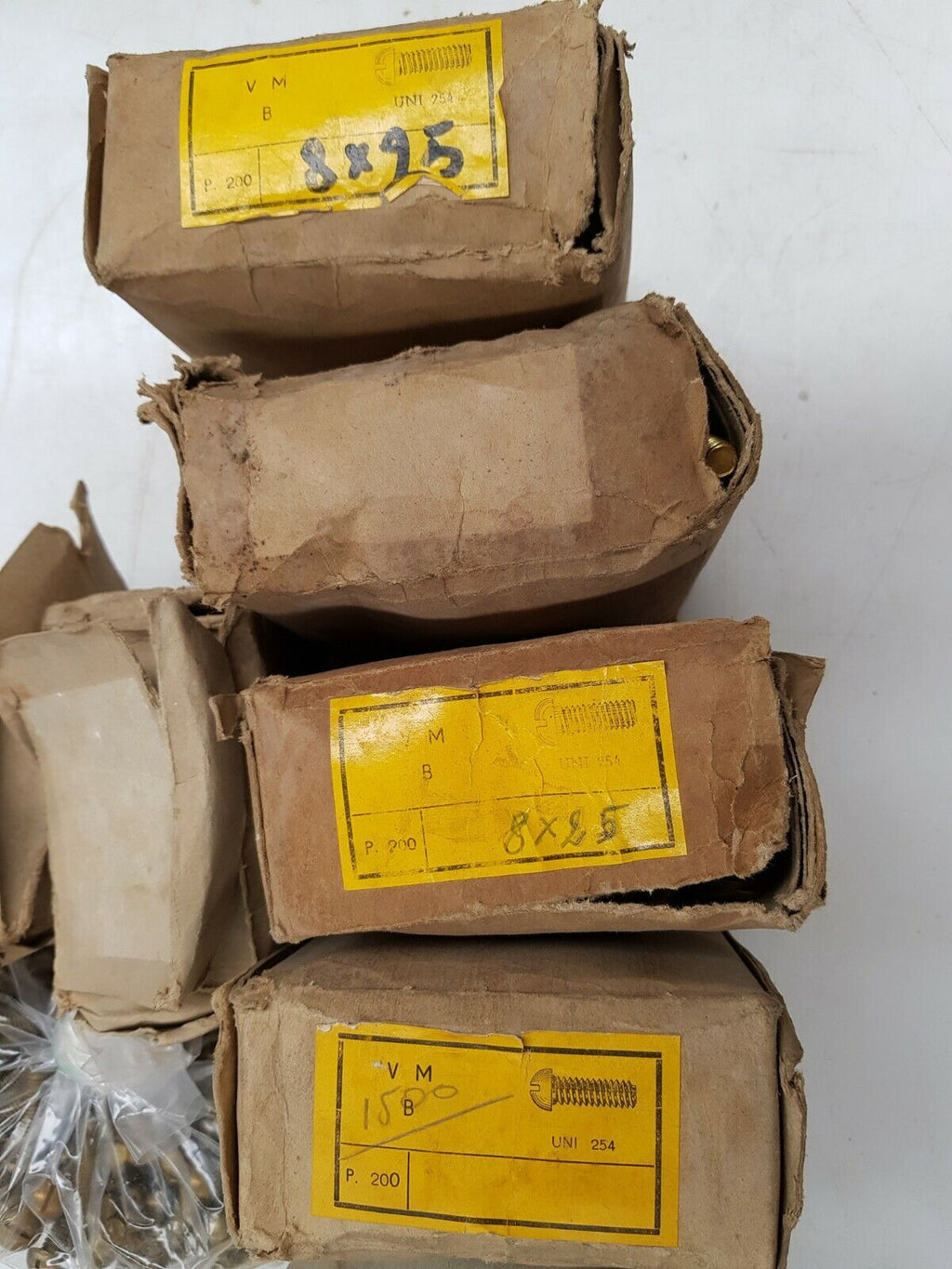 800 pezzi Viti OTTONE con testa tonda bombata 8x25 UNI 254